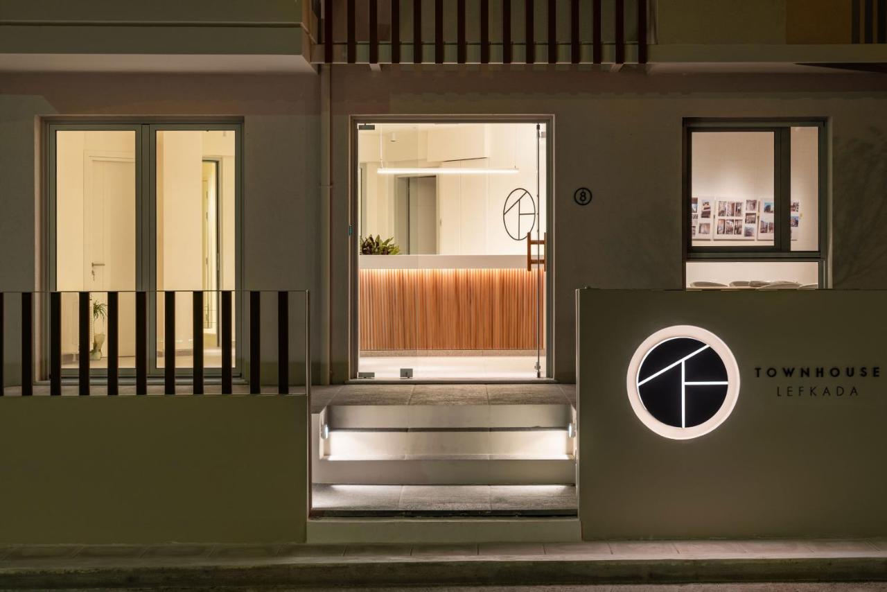 Апарт отель Townhouse Lefkada Экстерьер фото